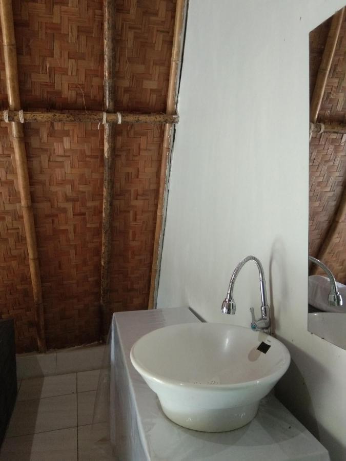 Bunar Tunggal Villa N Resto Anyer Exterior foto